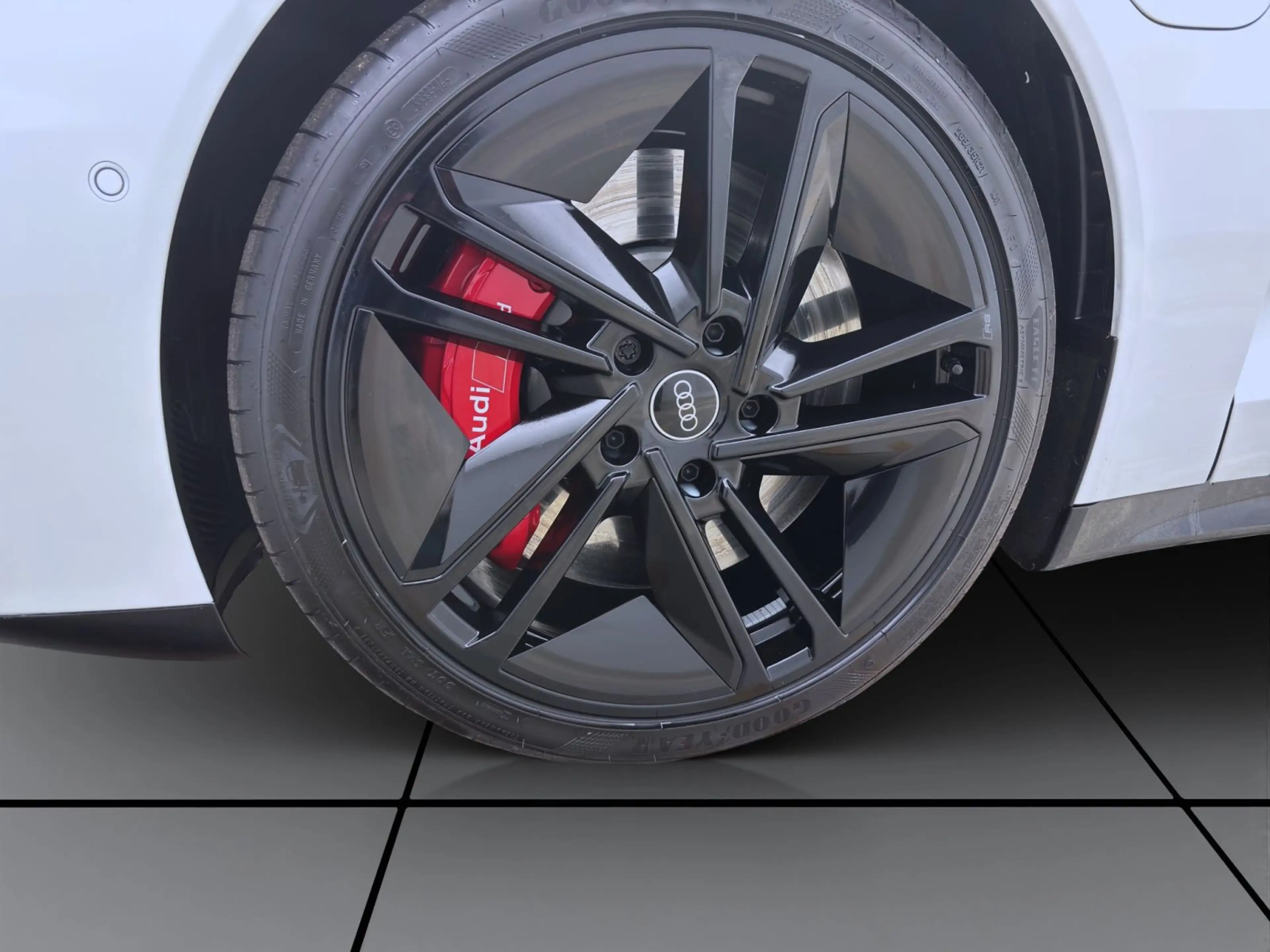 Audi e-tron GT e-tron GT Q PANO MATRIX NAVI B&O HuD SITZHZG — photo 9