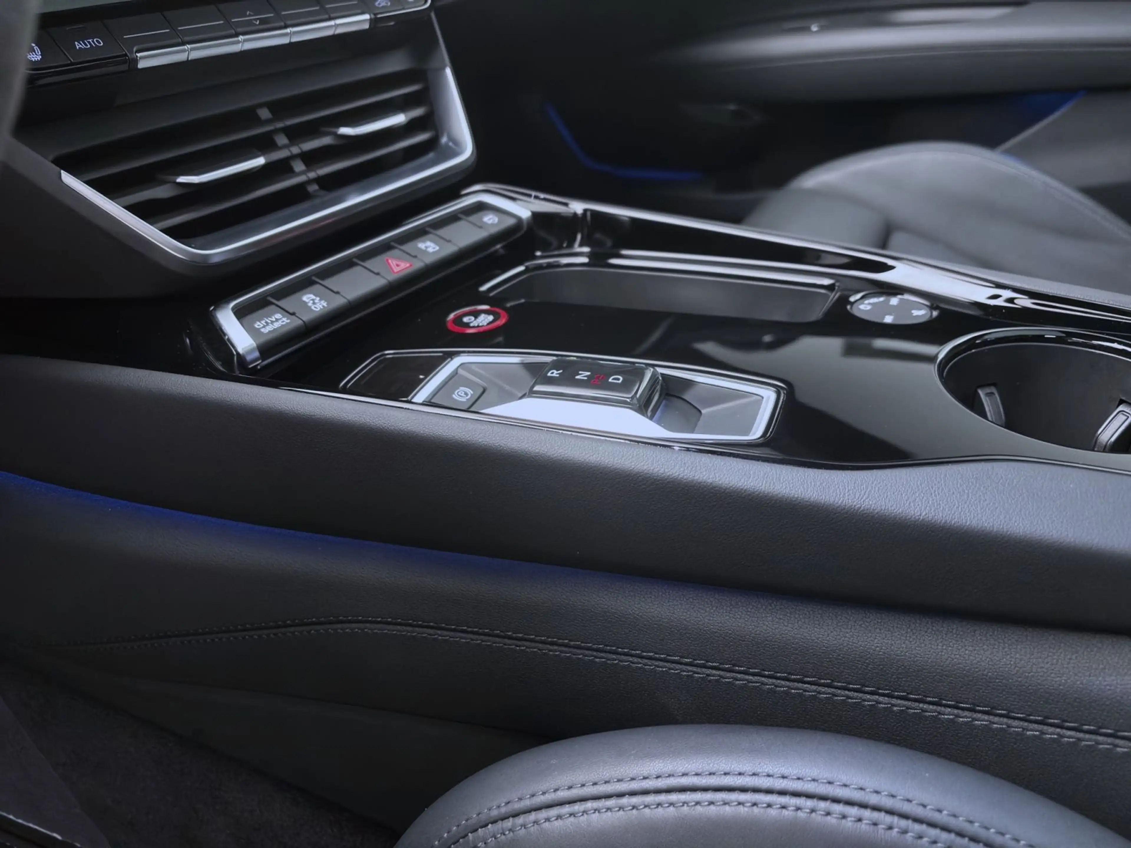 Audi e-tron GT e-tron GT Q PANO MATRIX NAVI B&O HuD SITZHZG — photo 15