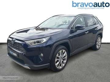 Premium Plus + Pano + Tow Bar