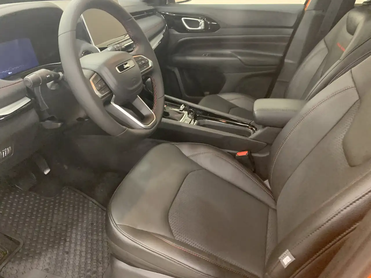 Jeep Compass снимка Jeep Compass