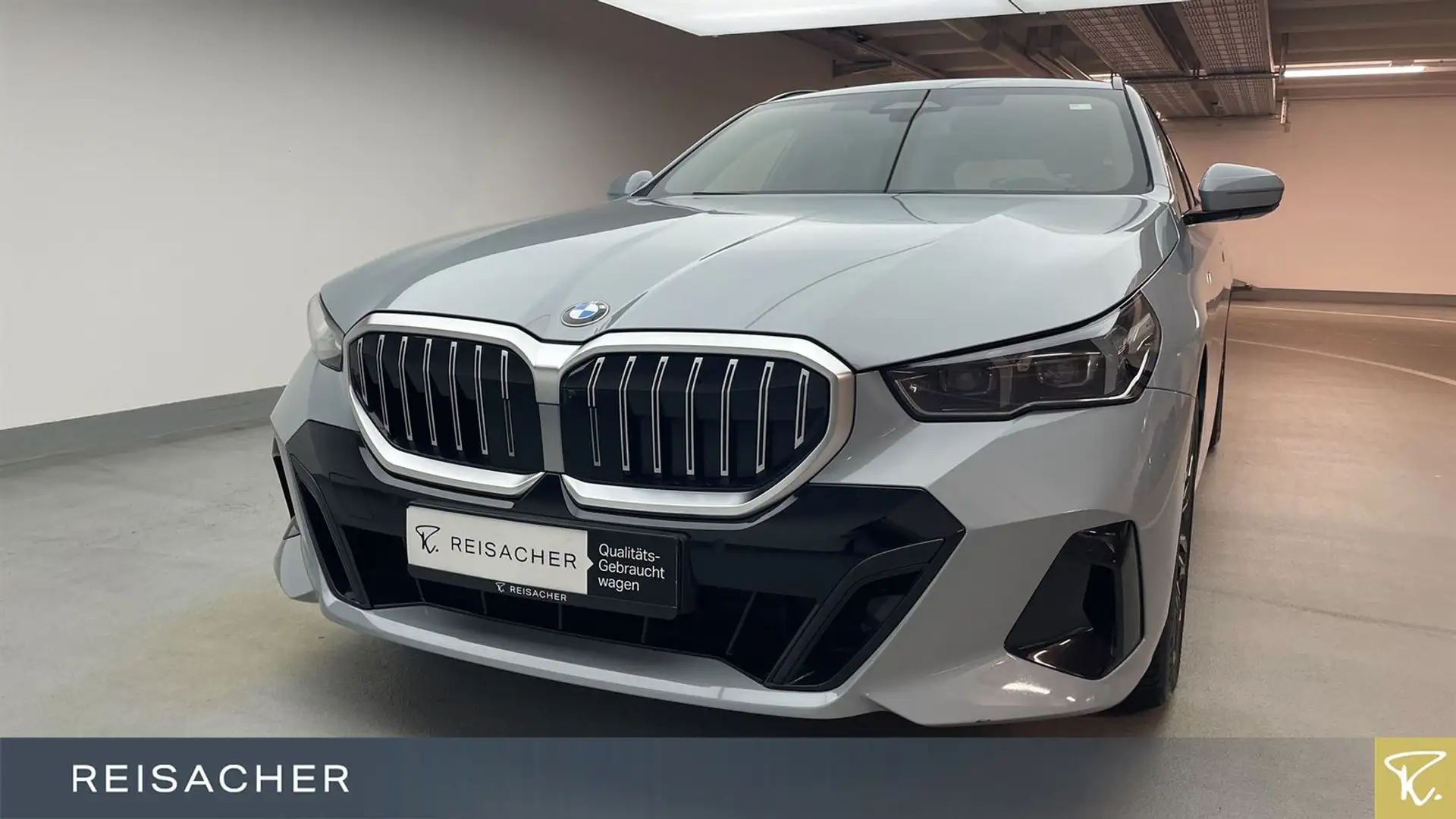 BMW 520 dA M-Sport,ACC,AHK,Sitzbelü,Standh,h&k Grau - 1