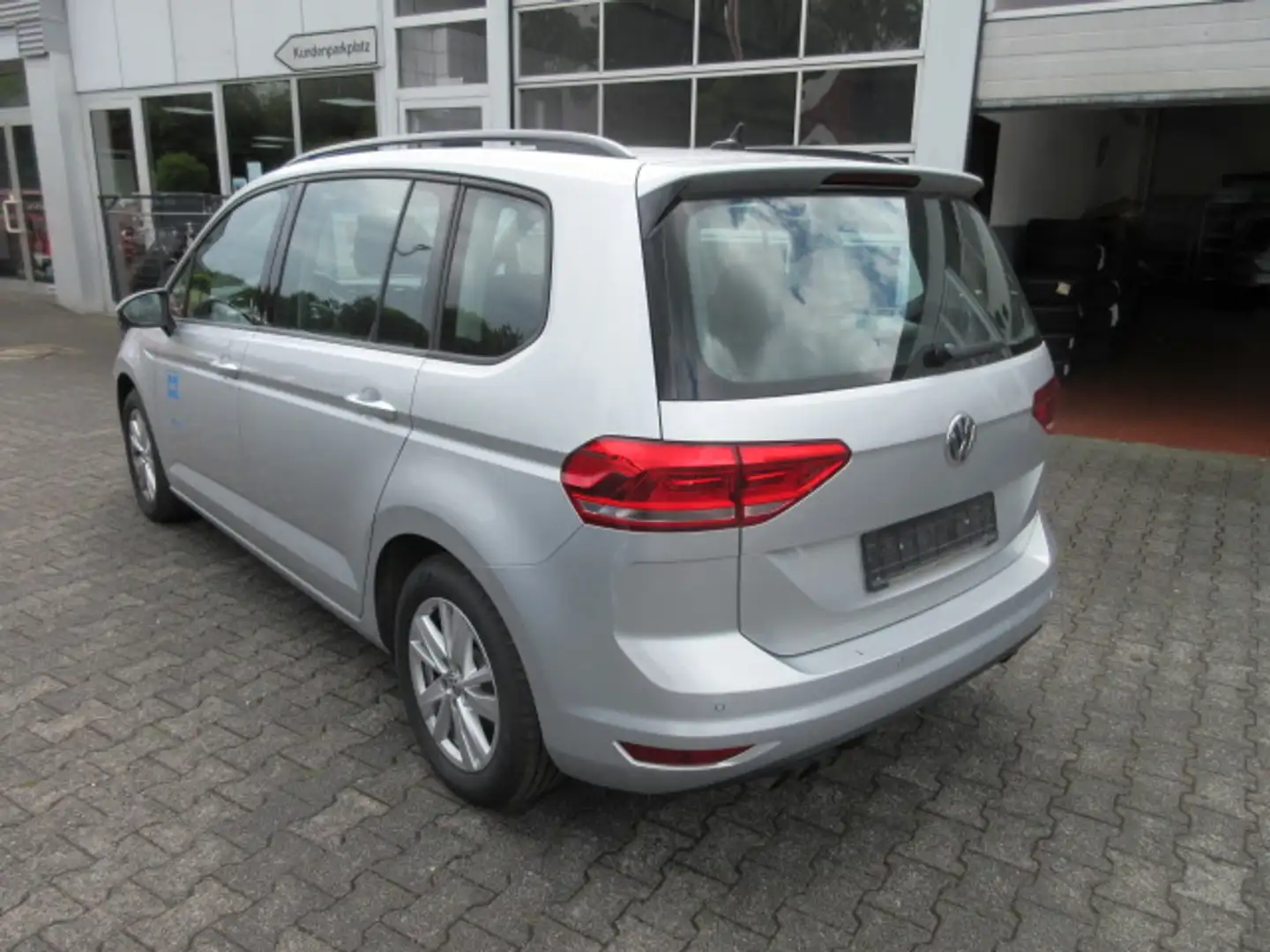 Volkswagen Touran Comfortline 2.0 TDI NAVI ALU APS SITZHEIZUNG ACC Silber - 2