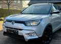 SsangYong Tivoli e-XGi 160 2WD Black+White - thumbnail 1