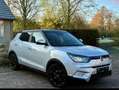SsangYong Tivoli e-XGi 160 2WD Black+White - thumbnail 2