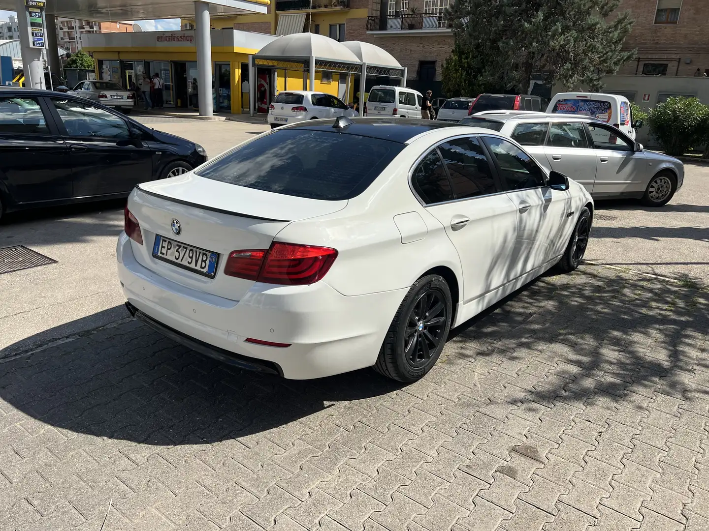 BMW 520 520d Business 184cv auto E6 - 2