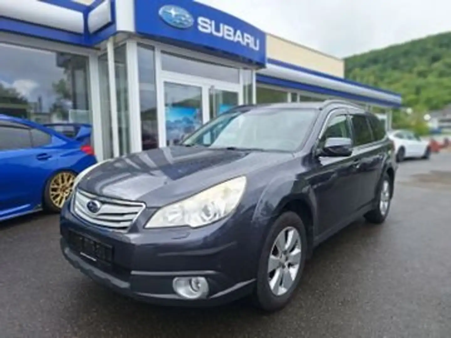 Subaru OUTBACK 2,5 CVT TOP! VOLL*LEDER*NAVI*SD*AHK*1.Hd Gris - 1