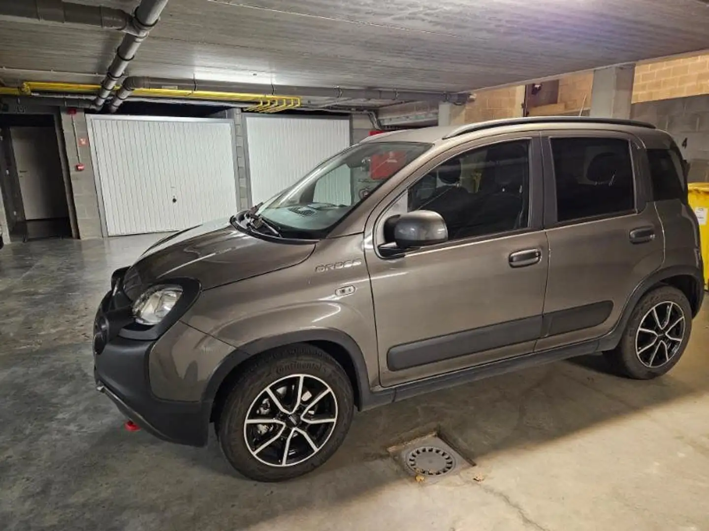 Fiat Panda Panda 1.0 GSE Hybrid Cross Gris - 1