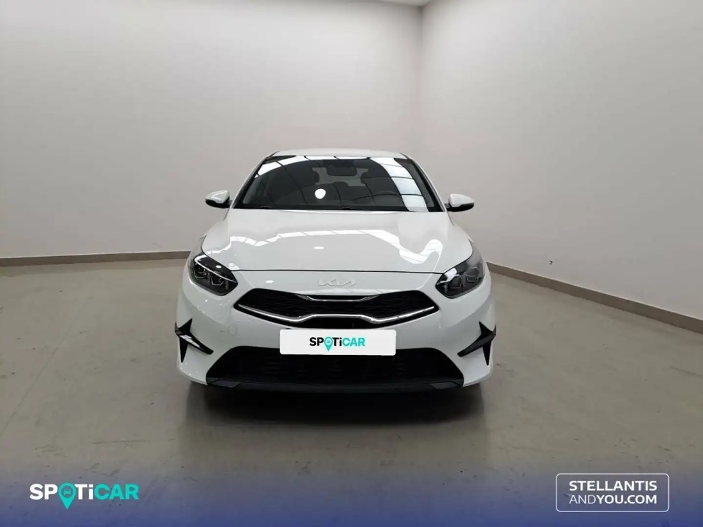 Kia Ceed / cee'd 1.0 T-GDi 88kW (120CV) Tech Weiß - 2