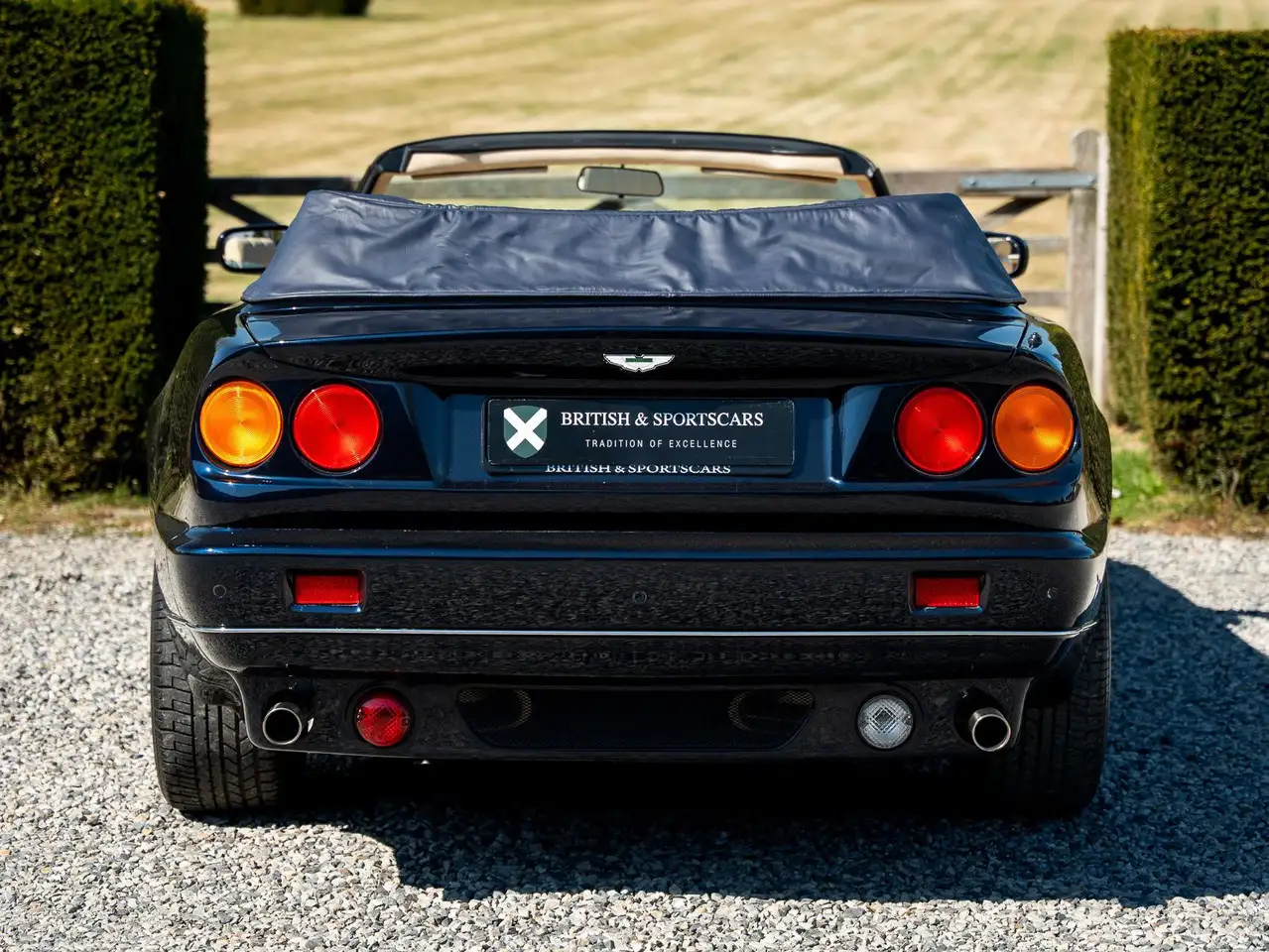 Aston Martin V8 Volante LWB / 1 of 63 / Last One Produced, foto 5