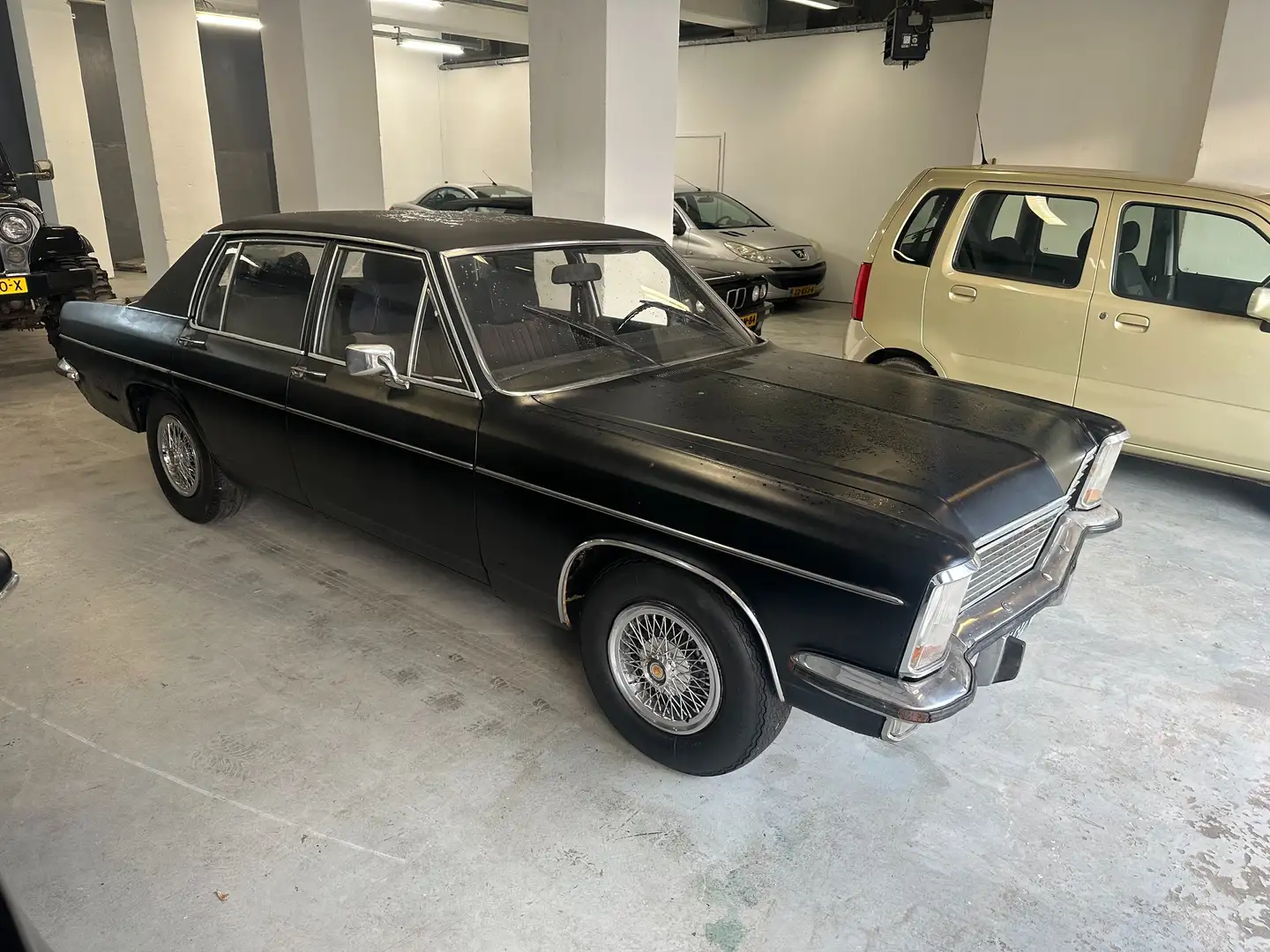 Opel Diplomat Diplomat 5.4 V8 Schwarz - 2