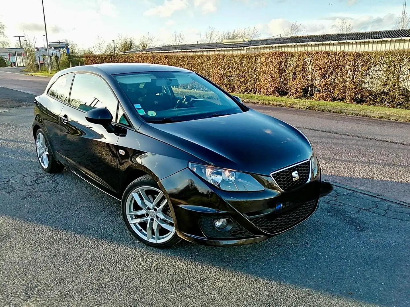 SEAT Ibiza SC 2.0 TDI 143 FAP FR - 1