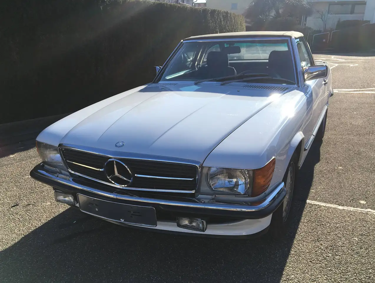 Mercedes-Benz SL 560 280PS - kraftvoller V8 Motor, foto 3