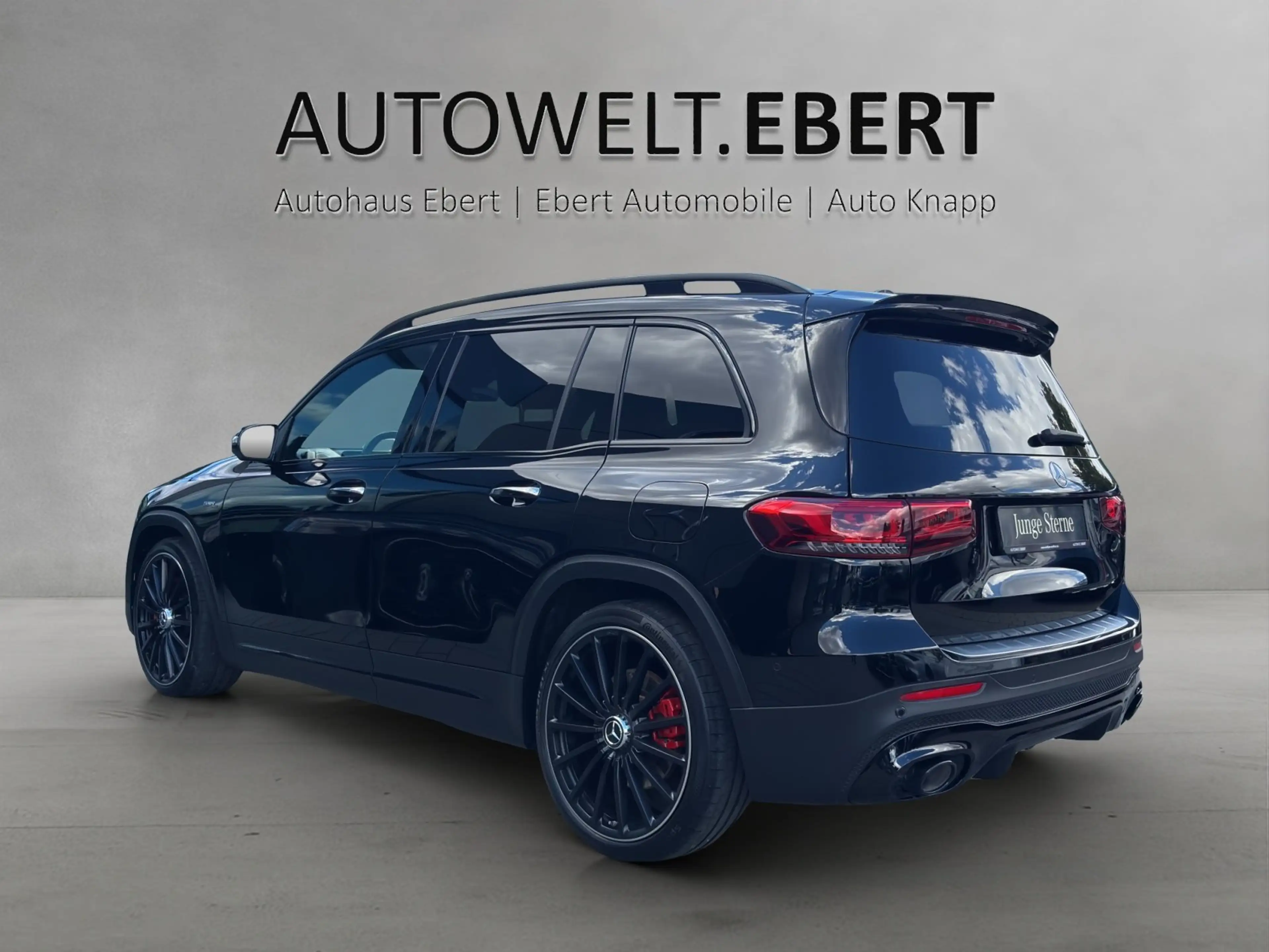 Mercedes-Benz GLB 35 AMG GLB35 AMG Pano DISTR Standh AHK Burm MLED 7-Sitz — photo 3