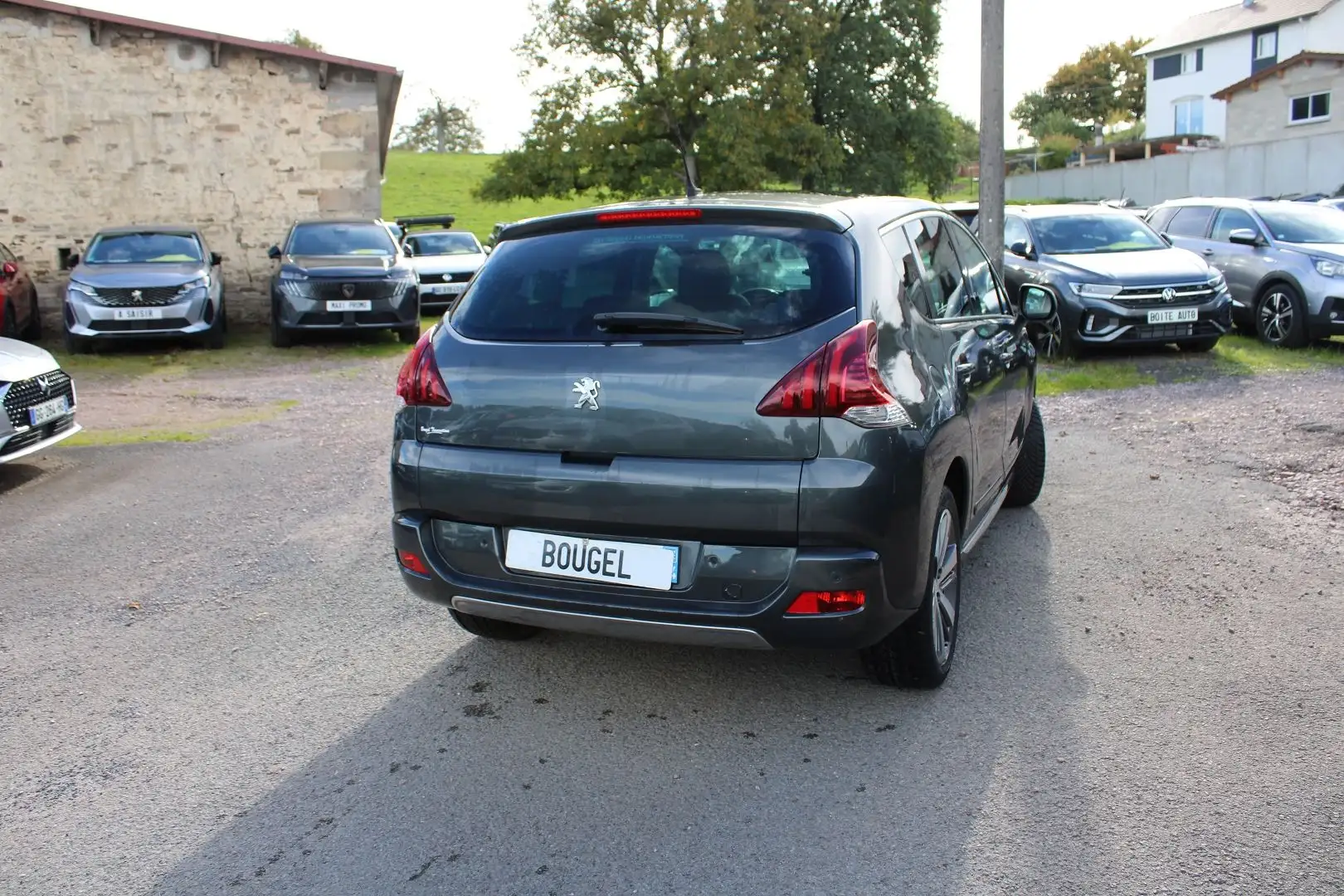 Peugeot 3008 FELINE 2L HDI 160 CV GPS 3D XÉNON+LED JA 18 USB TOIT PANO RÉGULATEUR BOITE AUTO Gris - 2