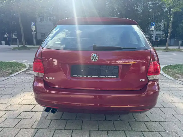 Volkswagen Golf view 4