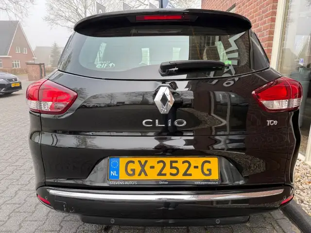Renault Clio view 8