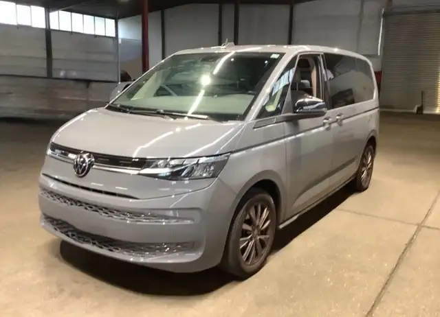 Volkswagen T7 Multivan Multivan 1.4 tsi eh Life dsg 7posti Km 25000