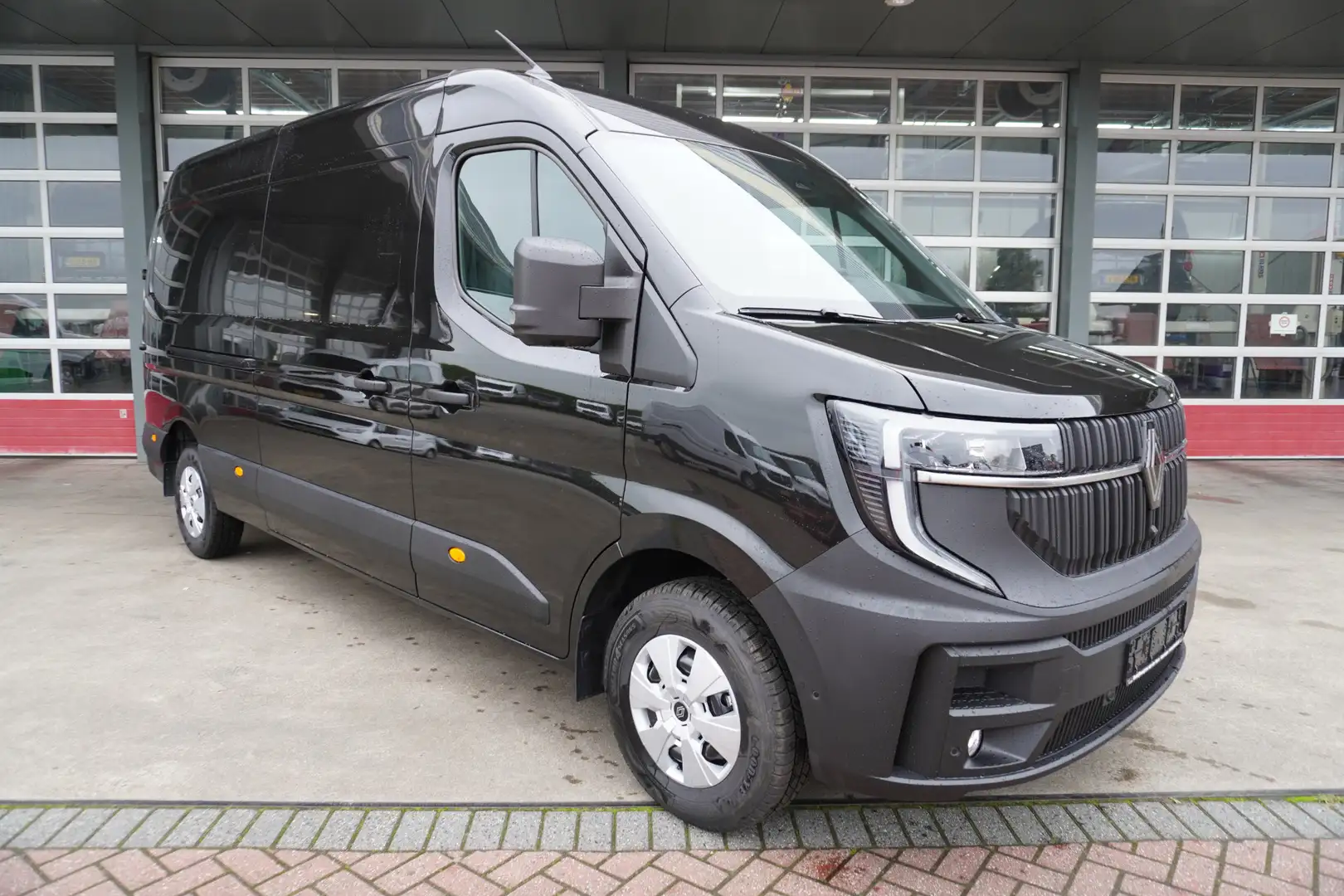 Renault Master T35 2.0 dCi 170PK L3H2 Extra Schuifdeur links en R Zwart - 2