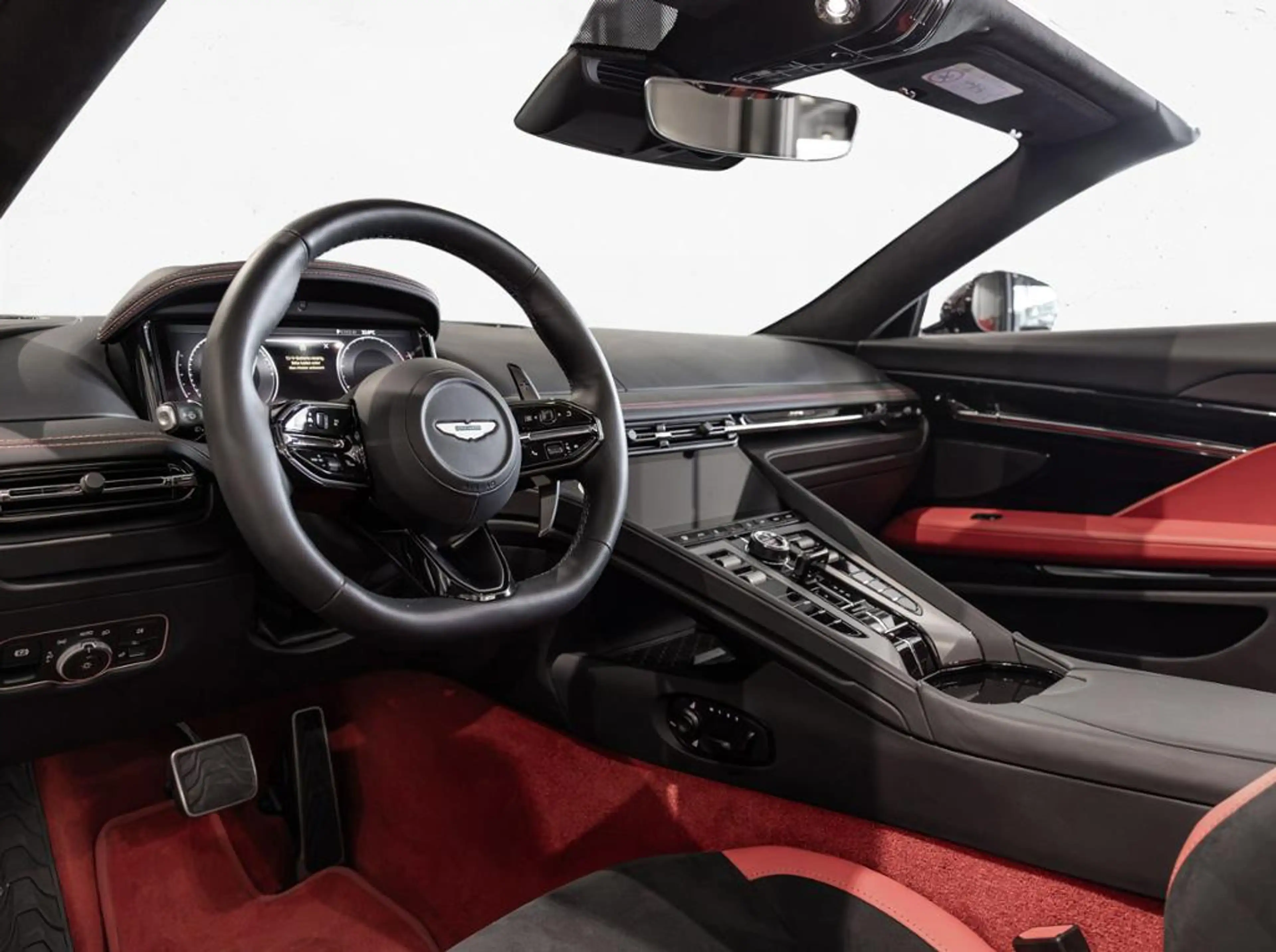 Aston Martin DB12 Volante Aston Martin Hamburg — photo 4
