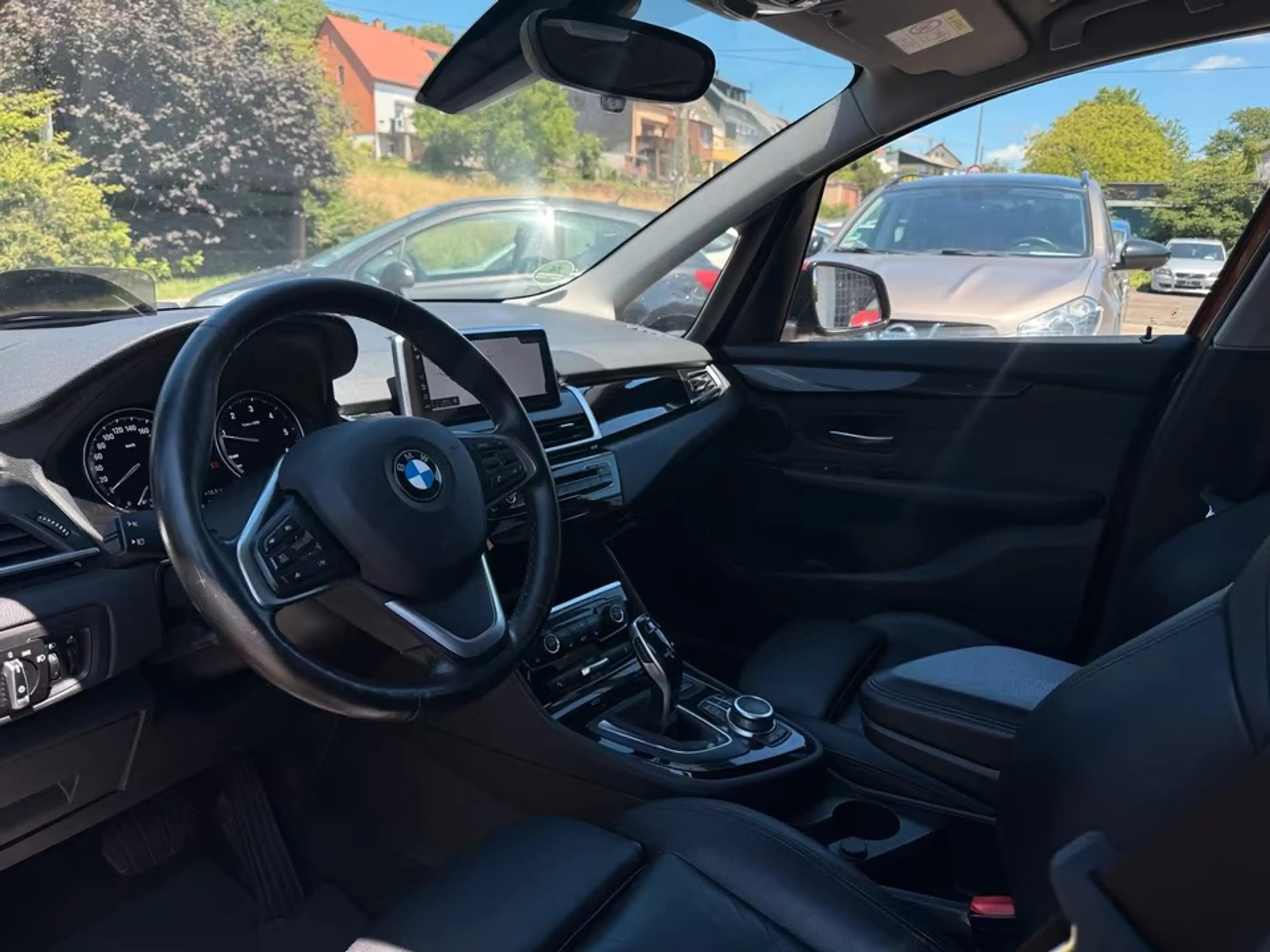 BMW 220 220 d xDrive Advantage Automatik - 7 Sitzer — photo 8