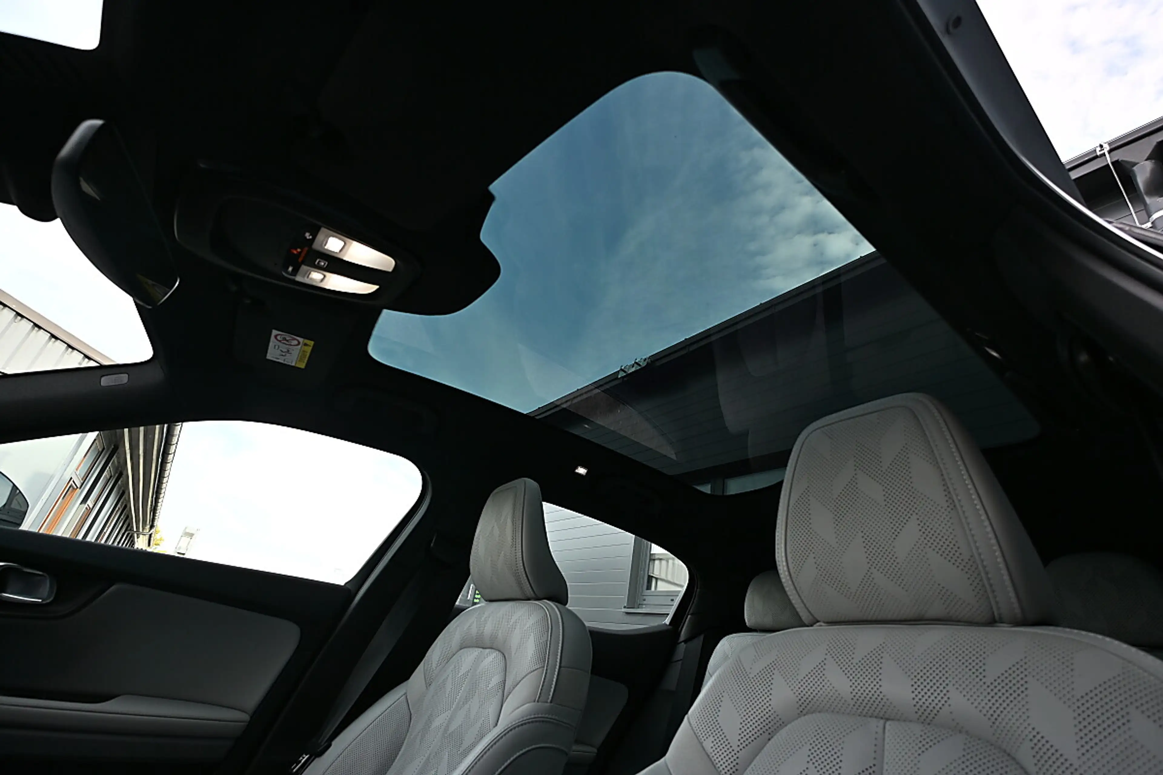 Polestar 2 Polestar 2 Long Range Dual Motor Elektro 78kWh ... — photo 7