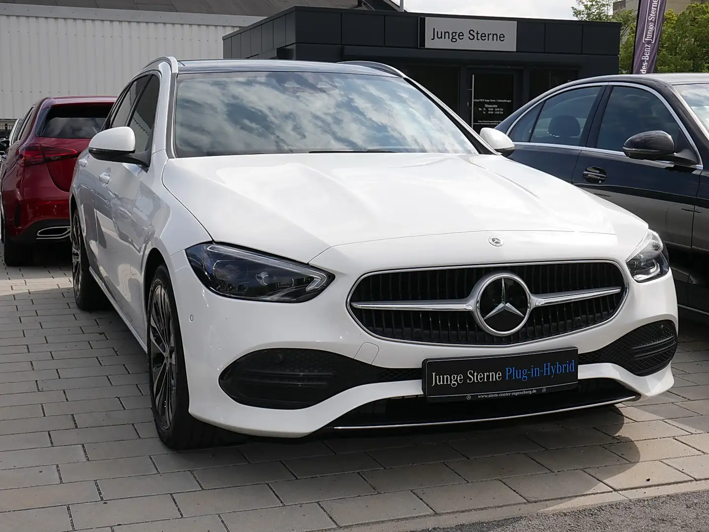 Mercedes-Benz C 300 e T-Modell MBUX SHD Avantgarde LED Cam Weiß - 2