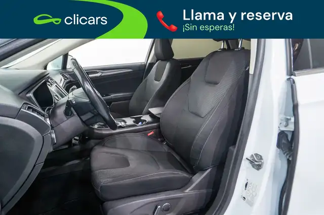 Ford Mondeo view 14