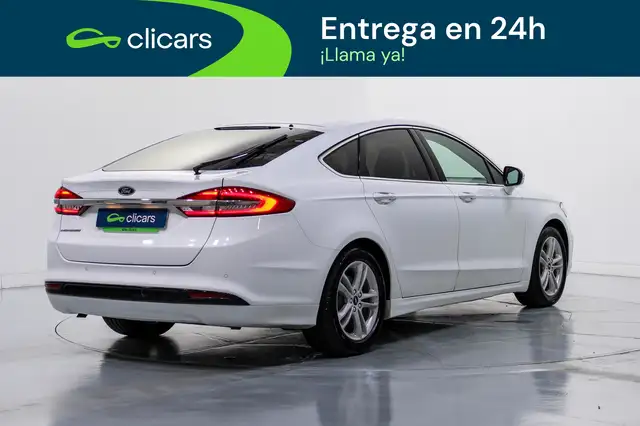 Ford Mondeo view 5