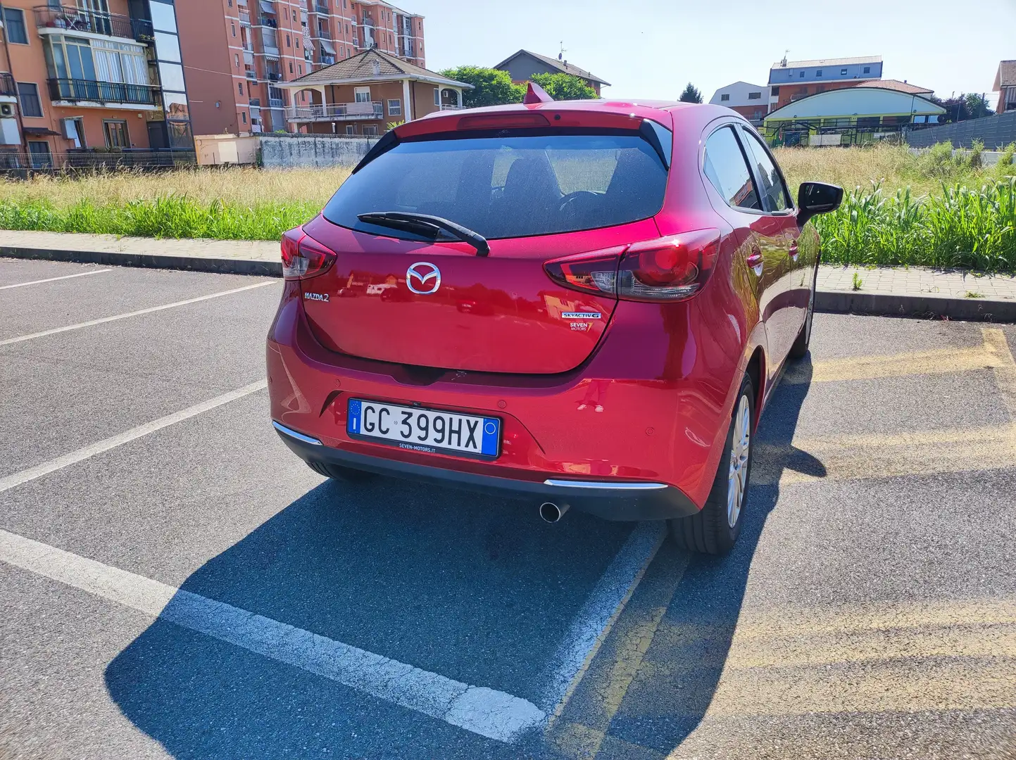 Mazda 2 2 III 2020 1.5 m-hybrid Exceed 90cv Rosso - 2