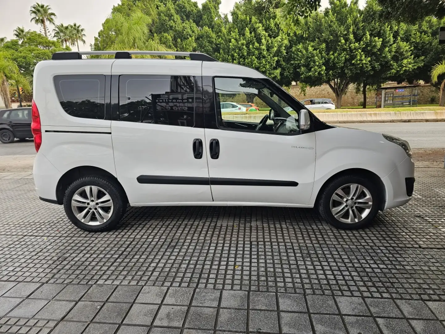Opel Combo N1 1.3CDTI Cargo L1H1 increm. 95 Blanc - 1