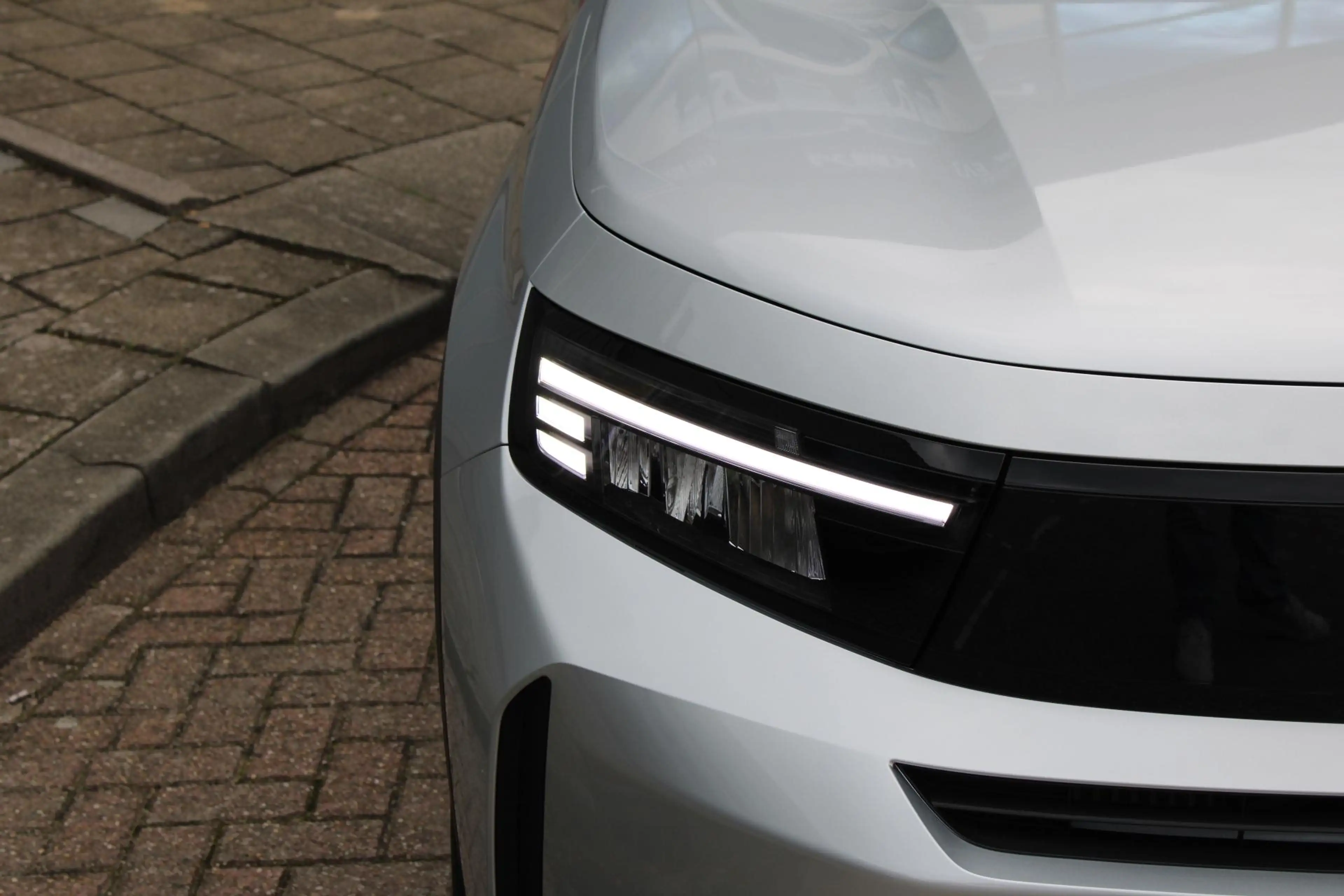 Opel Frontera 1.2 Turbo Hybrid GS | Navigatie | Camera | Cruise — photo 5