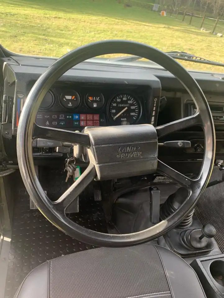 Land Rover Defender 110 TDI Techo Duro, foto 9