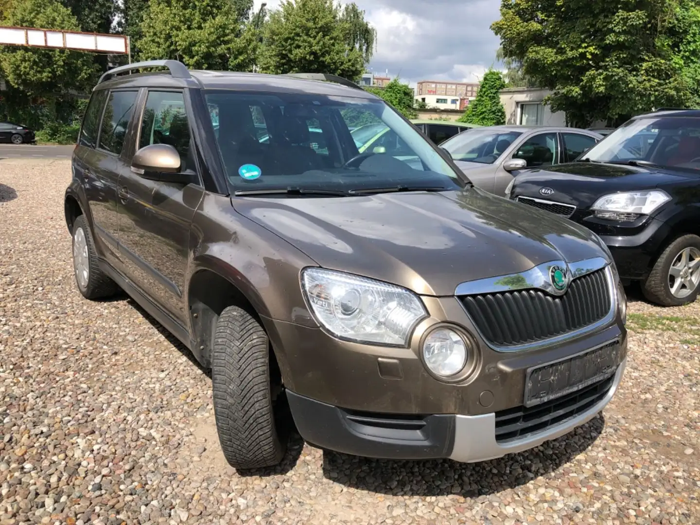 Skoda Yeti Ambition-KLIMA-PANO-TÜV 06/26 Braun - 2
