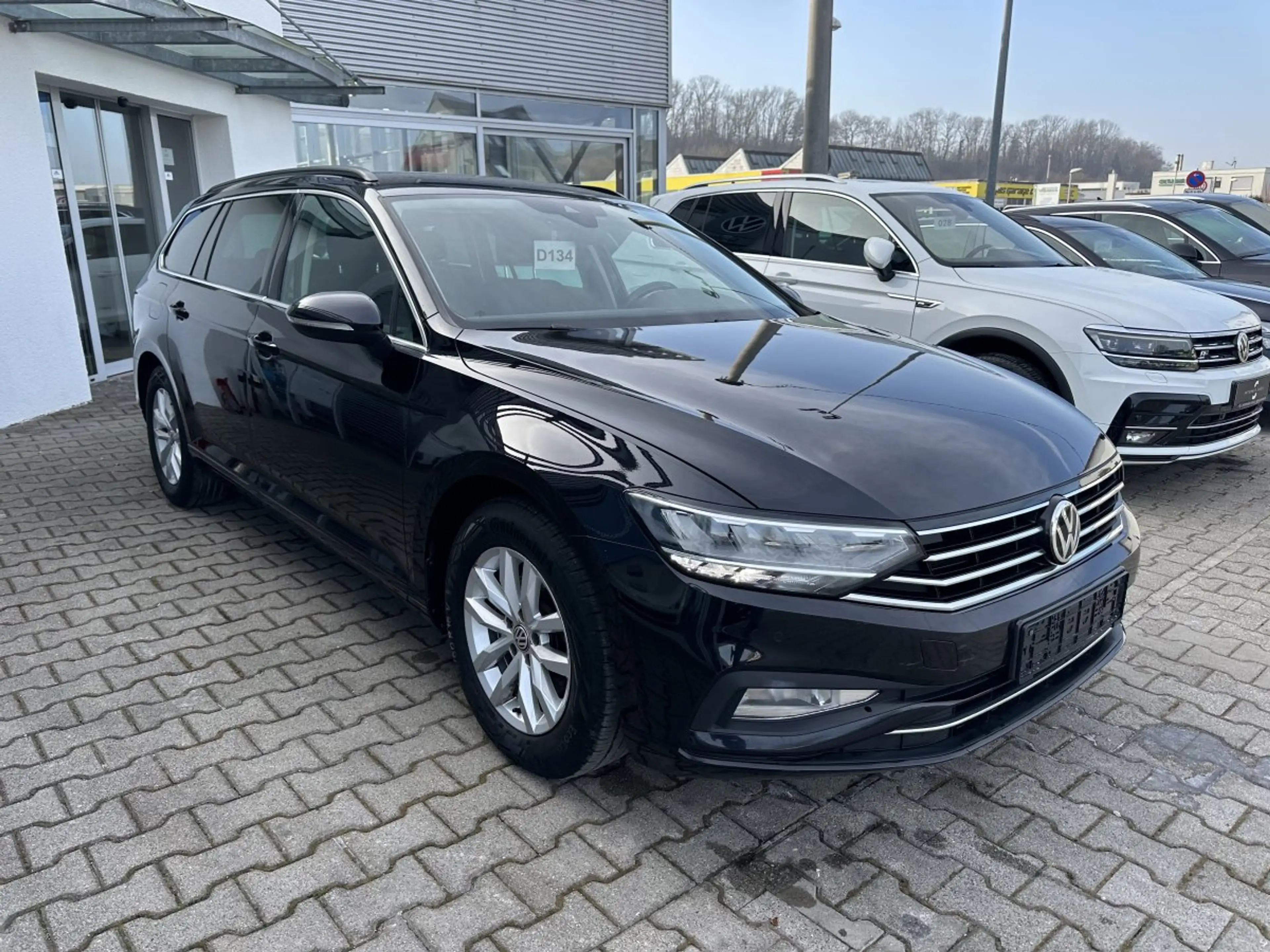 Volkswagen Passat Variant 2.0TDI COMFORT LED*NAVI*KAMERA — photo 4