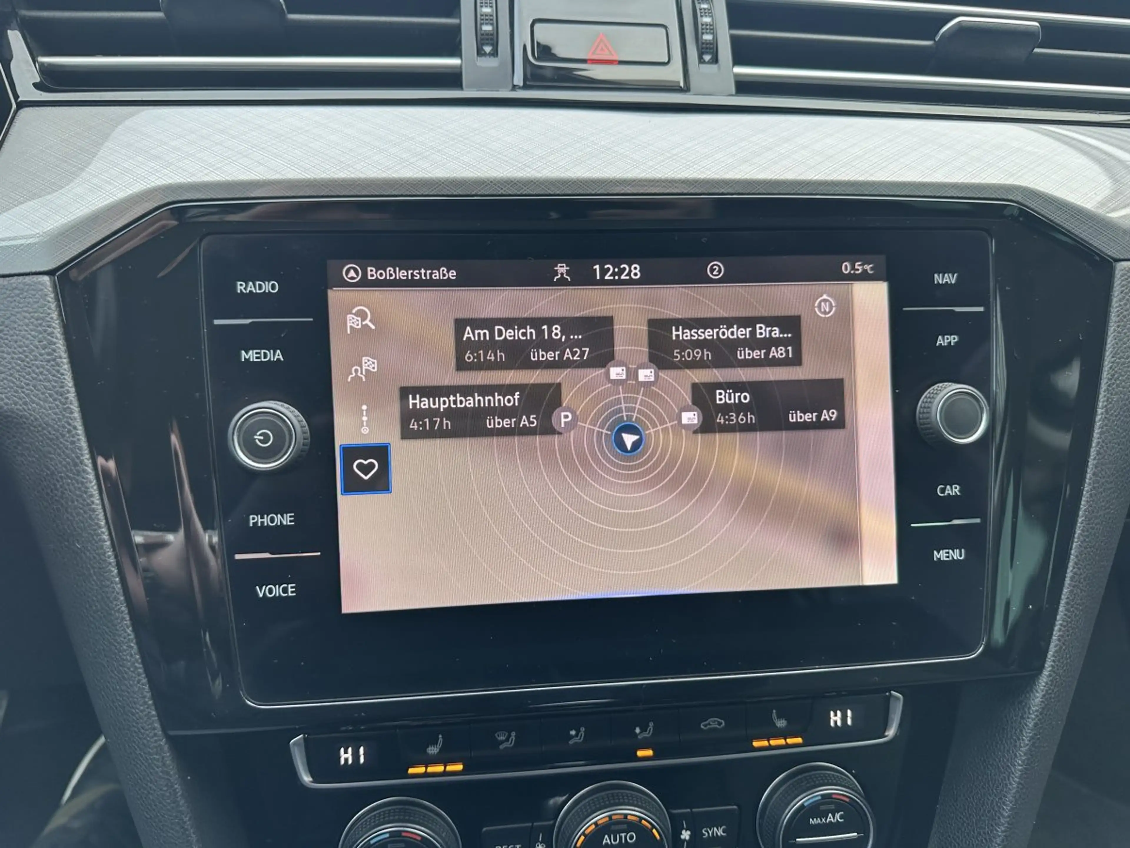 Volkswagen Passat Variant 2.0TDI COMFORT LED*NAVI*KAMERA — photo 15