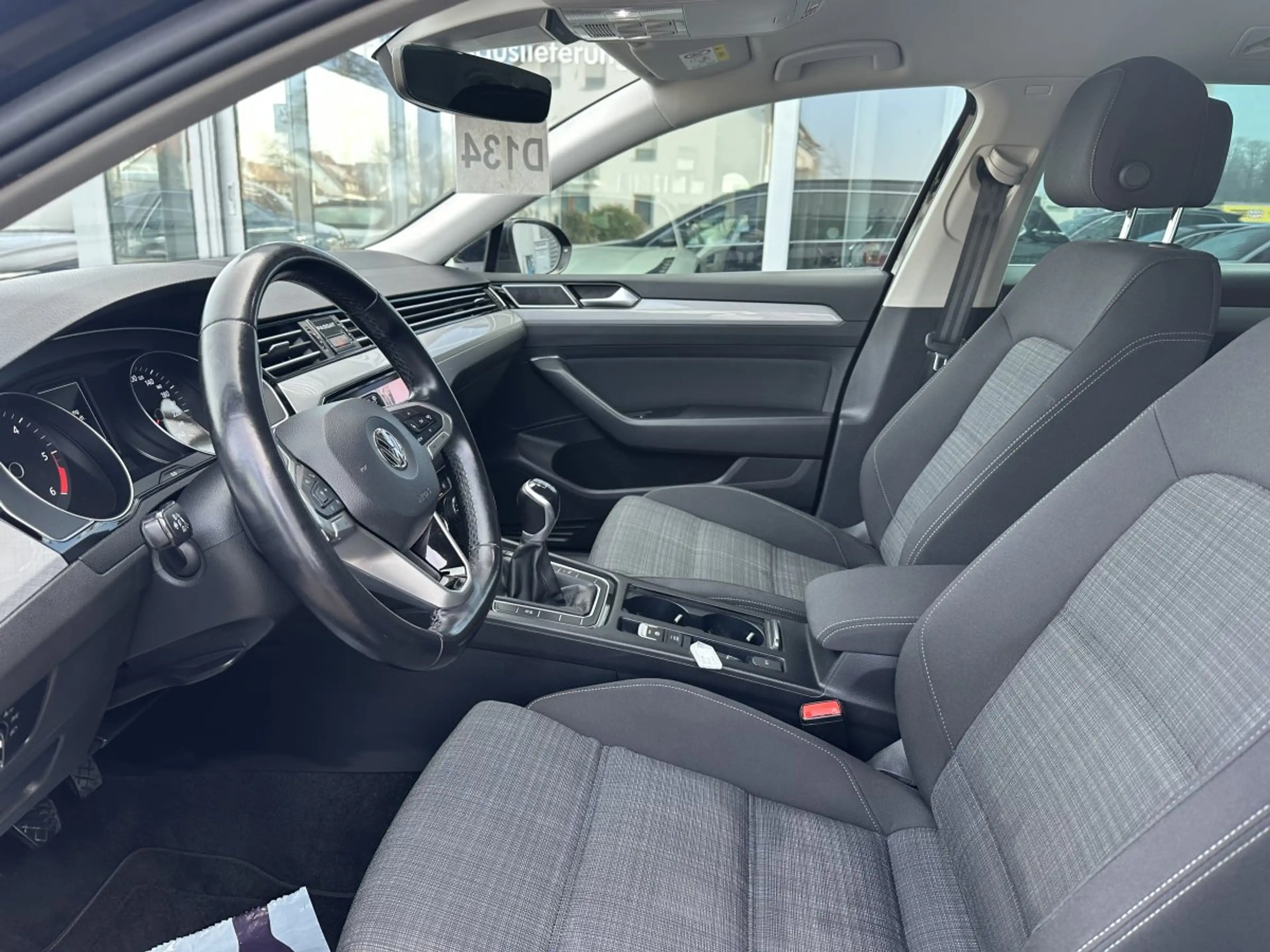Volkswagen Passat Variant 2.0TDI COMFORT LED*NAVI*KAMERA — photo 8