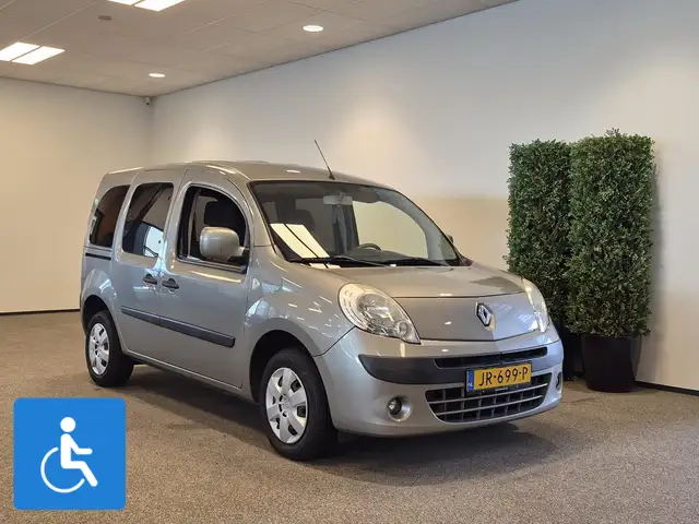 Renault Kangoo Rolstoelauto 3+1