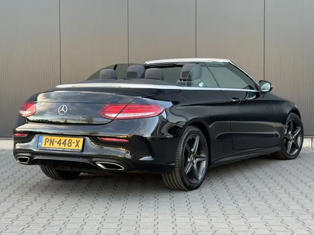 Mercedes-Benz C-Class view 4