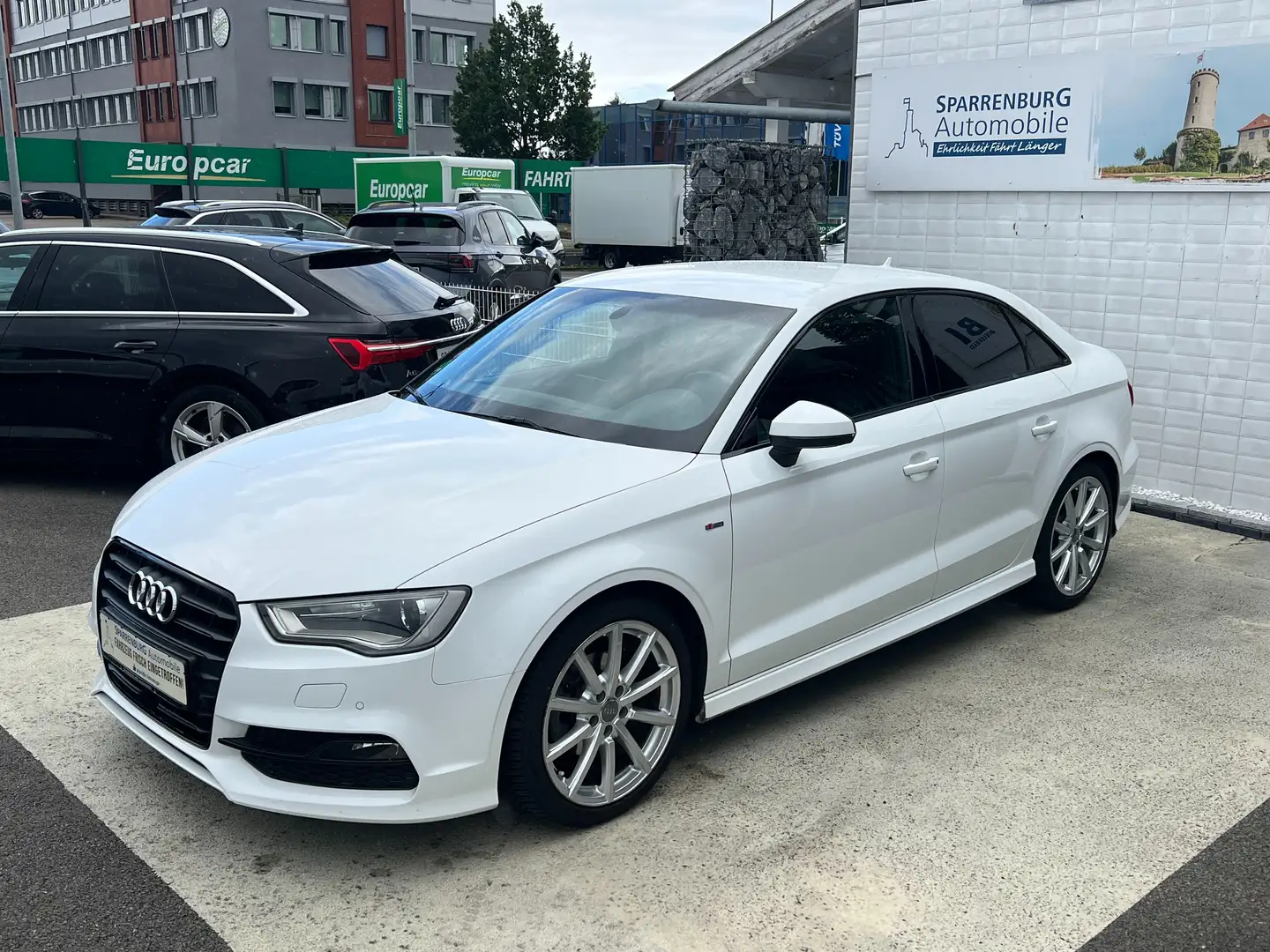 Audi A3 Finanz. ab 149€| S line Style| SHZ|Xenon|1,4l Weiß - 2