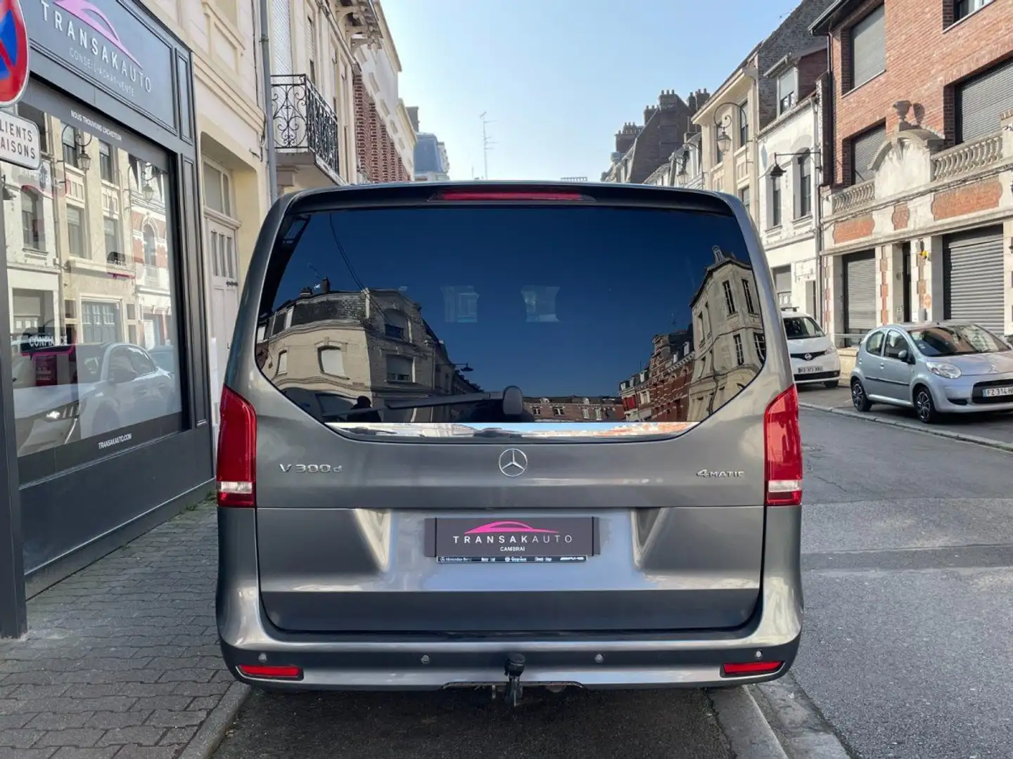 Mercedes-Benz V 300D AVANTGARDE 5 PLACES SUIVI MERCEDES / CG INCLU Gris - 2