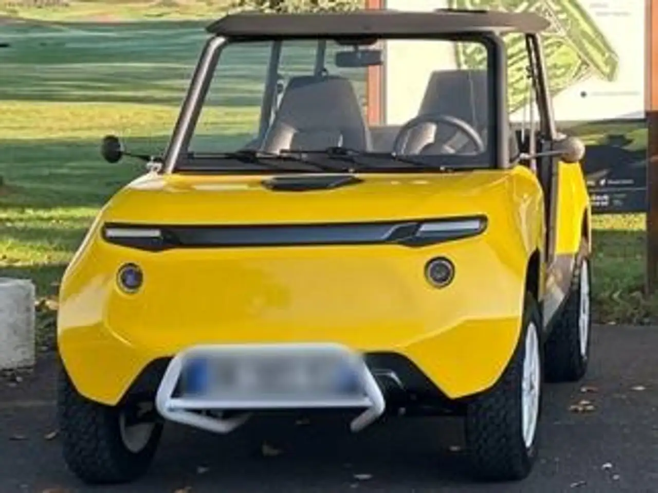 Tazzari EV