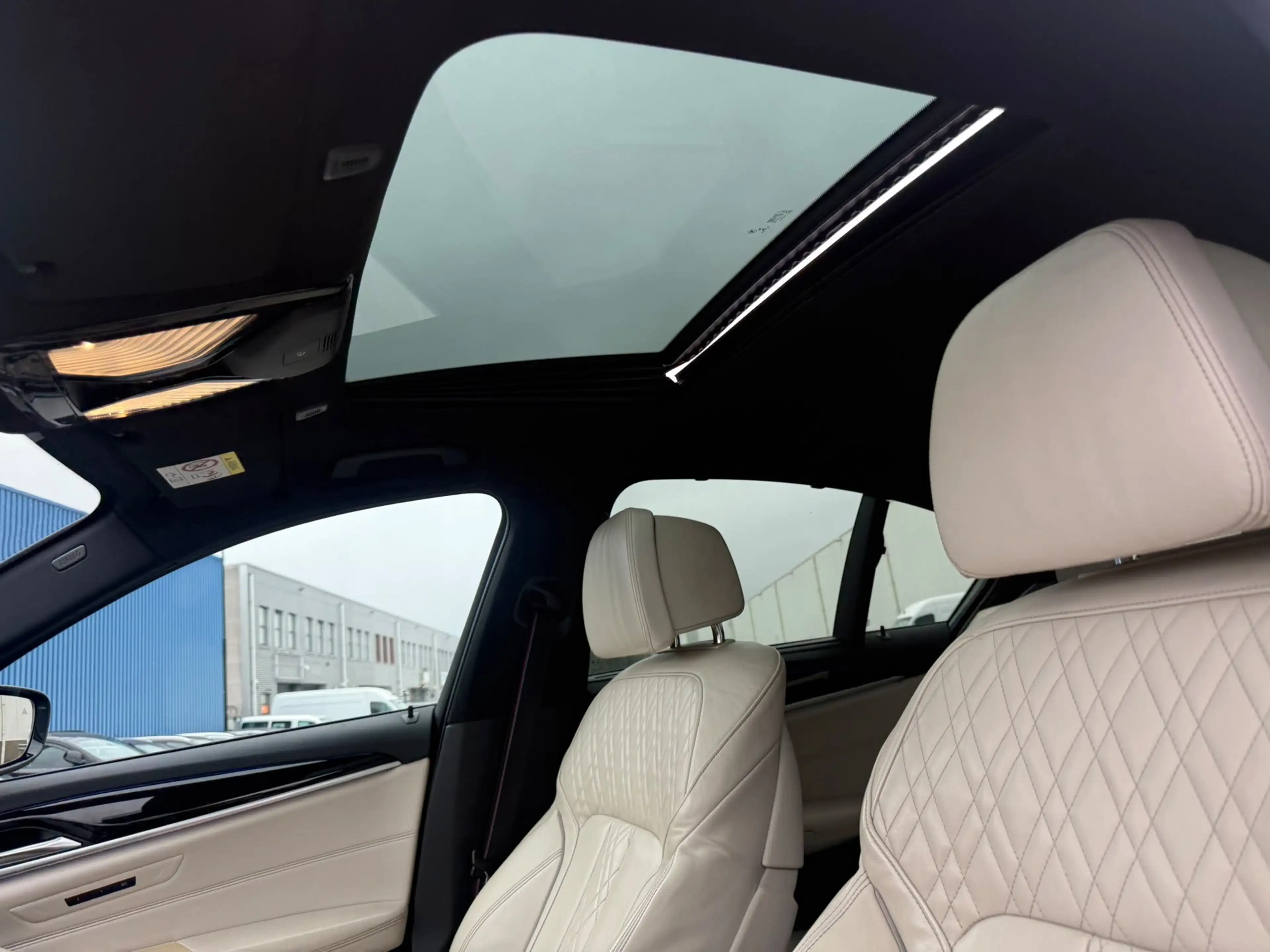 BMW 530 5-serie 530i High Executive_Alle Denkbare_OPTIES_N — photo 14