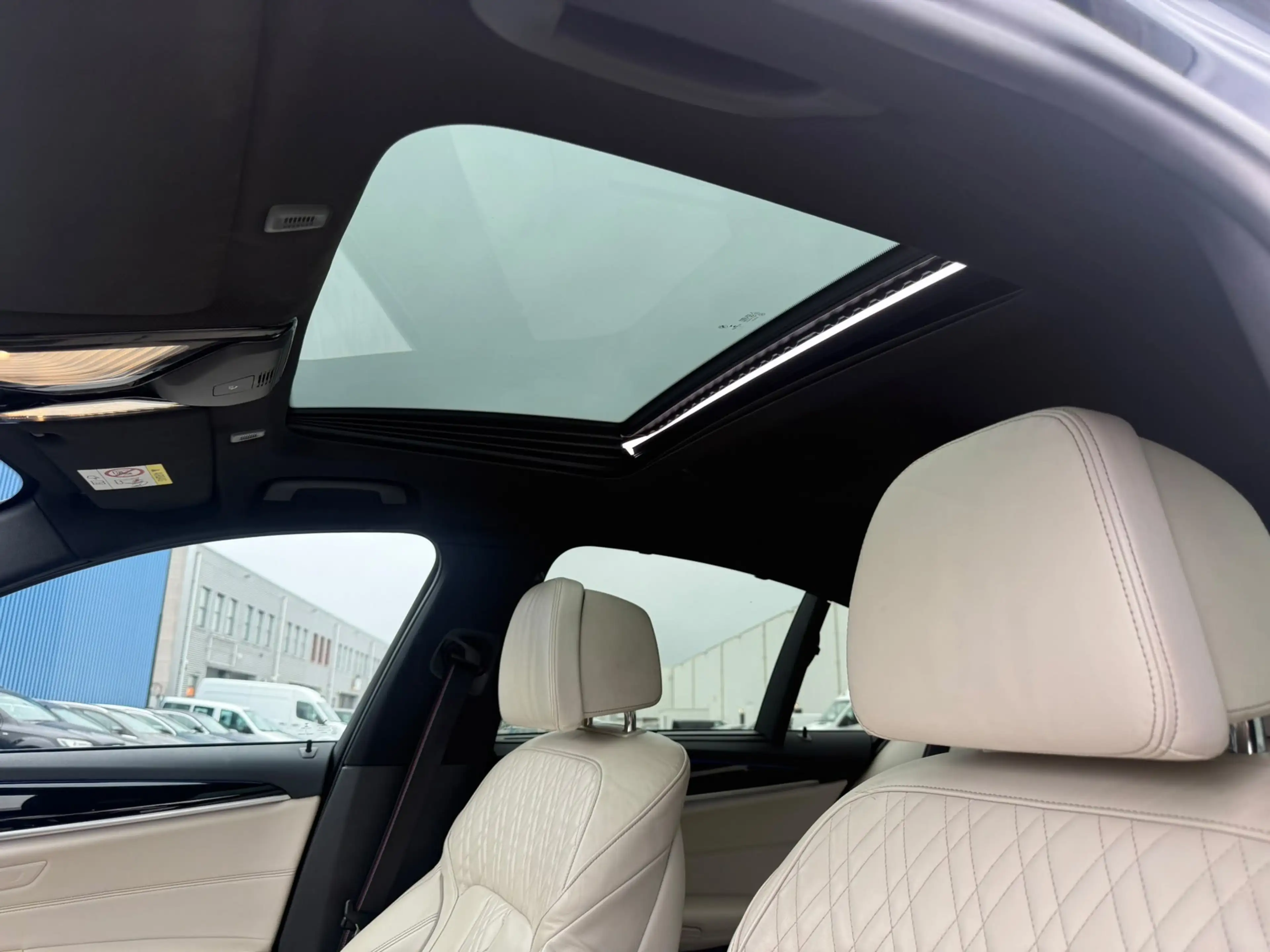 BMW 530 5-serie 530i High Executive_Alle Denkbare_OPTIES_N — photo 2