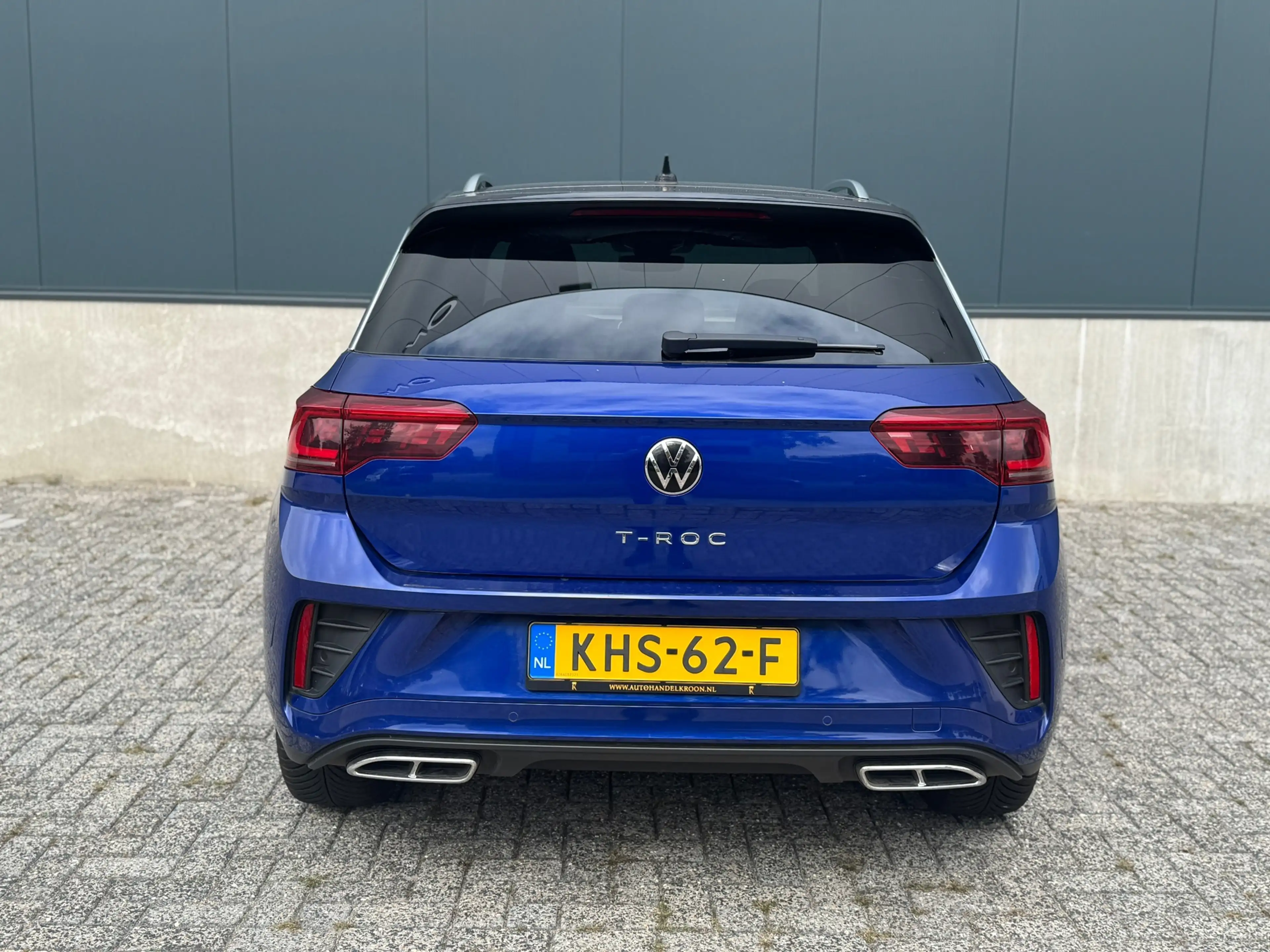 Volkswagen T-Roc 1.5 TSI R-Line Business — photo 8