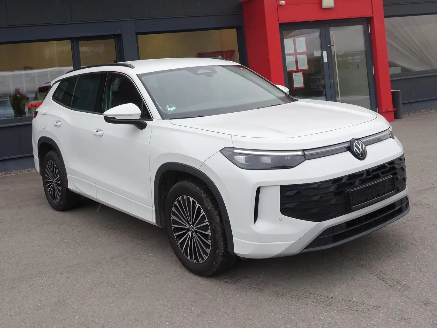 Volkswagen Tayron 1.5 TSI eHybrid Life "AHV,LED,NAVI,Kamera" Weiß - 2