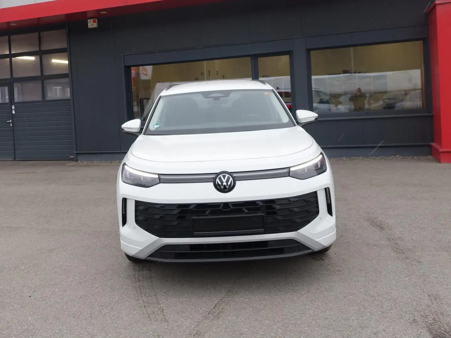 Volkswagen Tayron 1.5 TSI eHybrid Life "AHV,LED,NAVI,Kamera" Weiß - 1