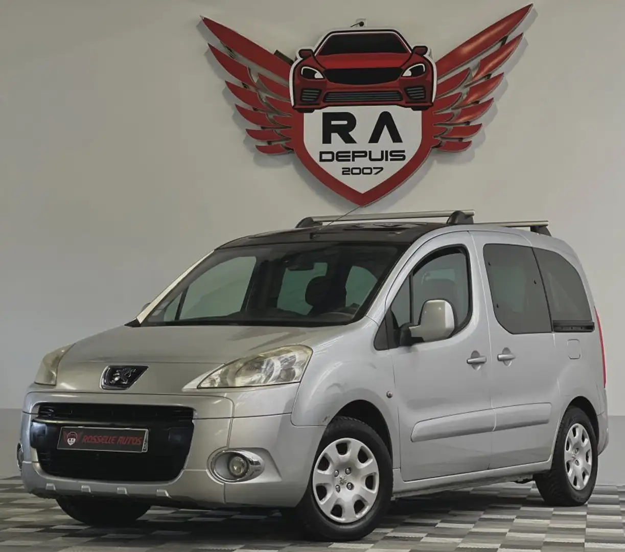 Peugeot Partner 2 1.6 HDI - 16V TURBO Grijs - 2