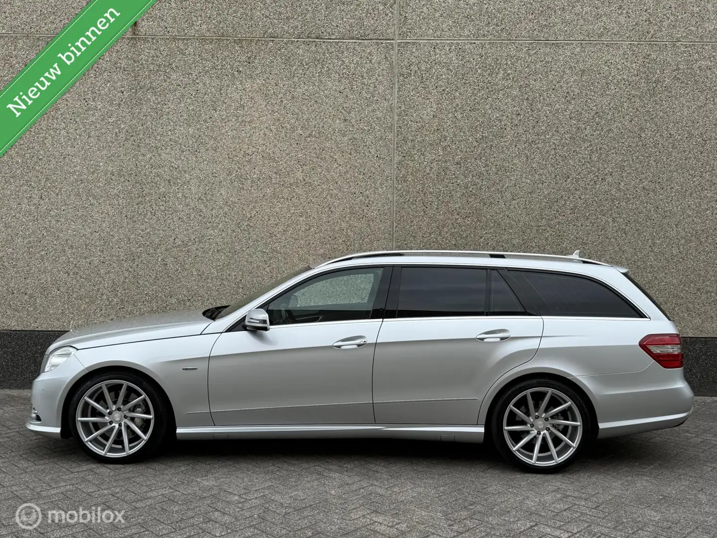 Mercedes-Benz E 350 Estate E350 CDI Edition Sport AMG 4-Matic Vol opti Grijs - 2