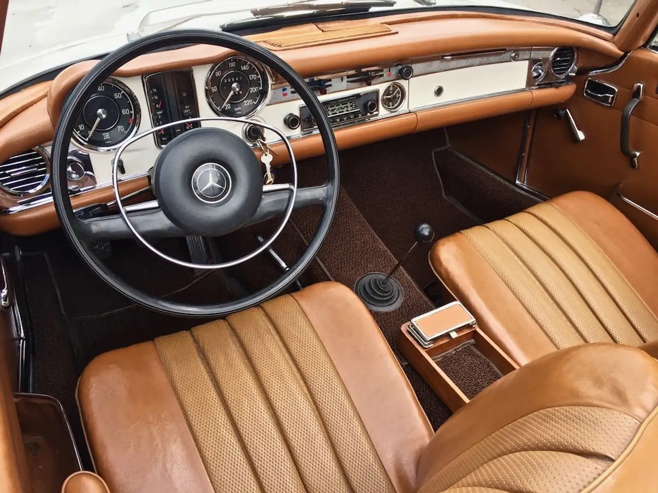 Mercedes-Benz SL 250 California, foto 7