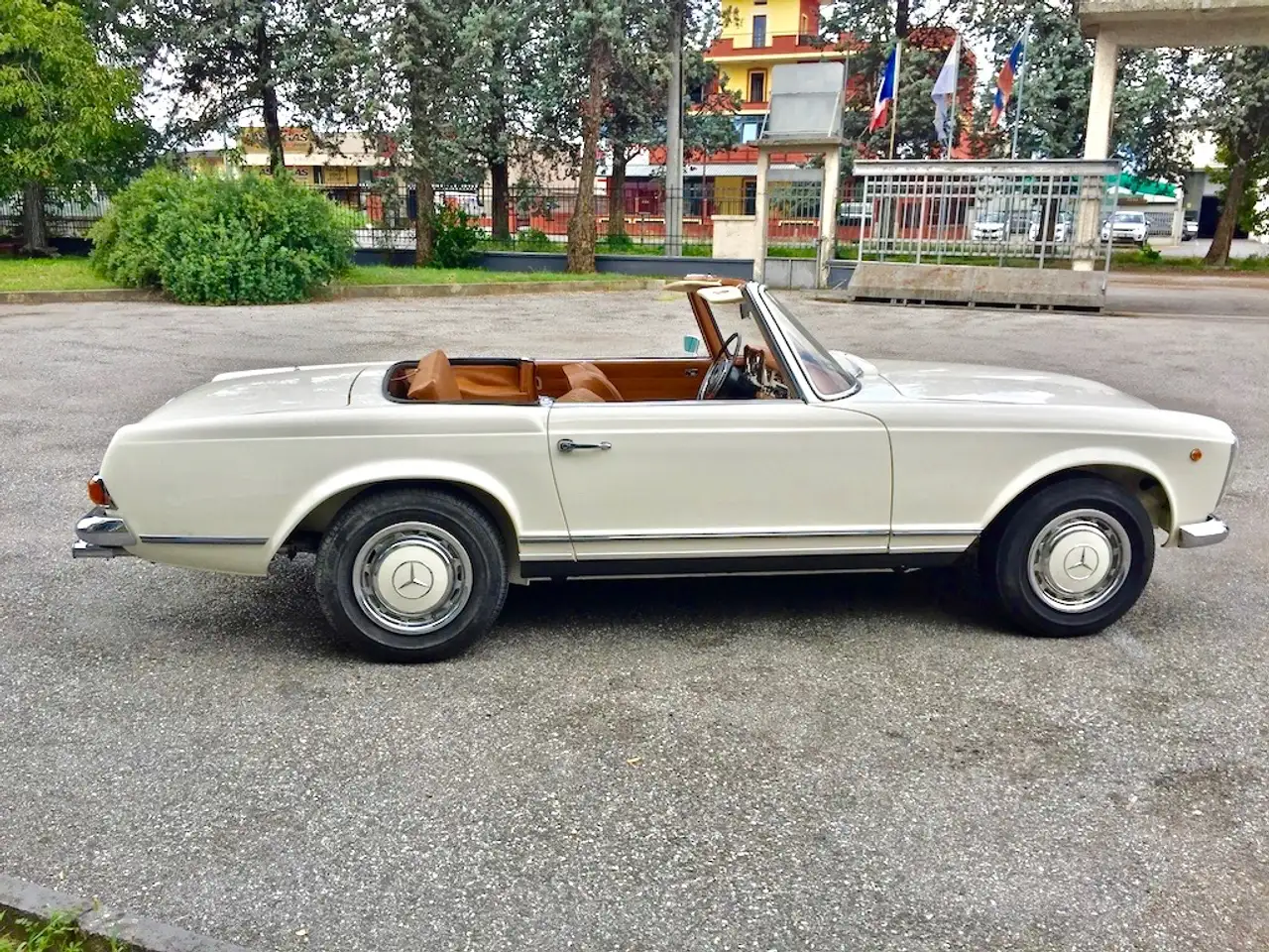 Mercedes-Benz SL 250 California, foto 5